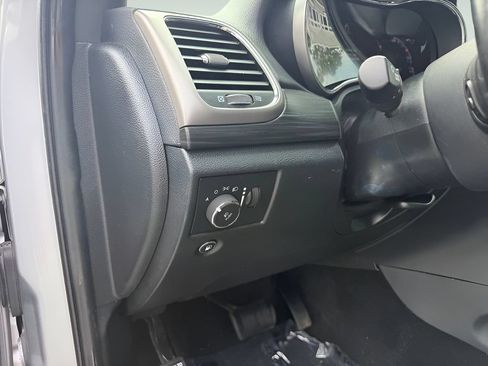 Used 2020 Jeep Grand Cherokee Altitude AWD/4WD image 20