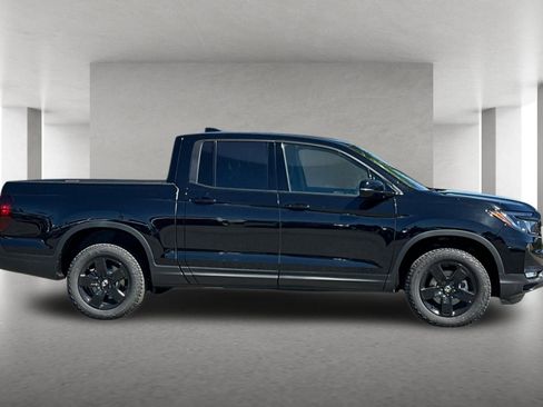 New 2026 Honda Ridgeline Black Edition image 3