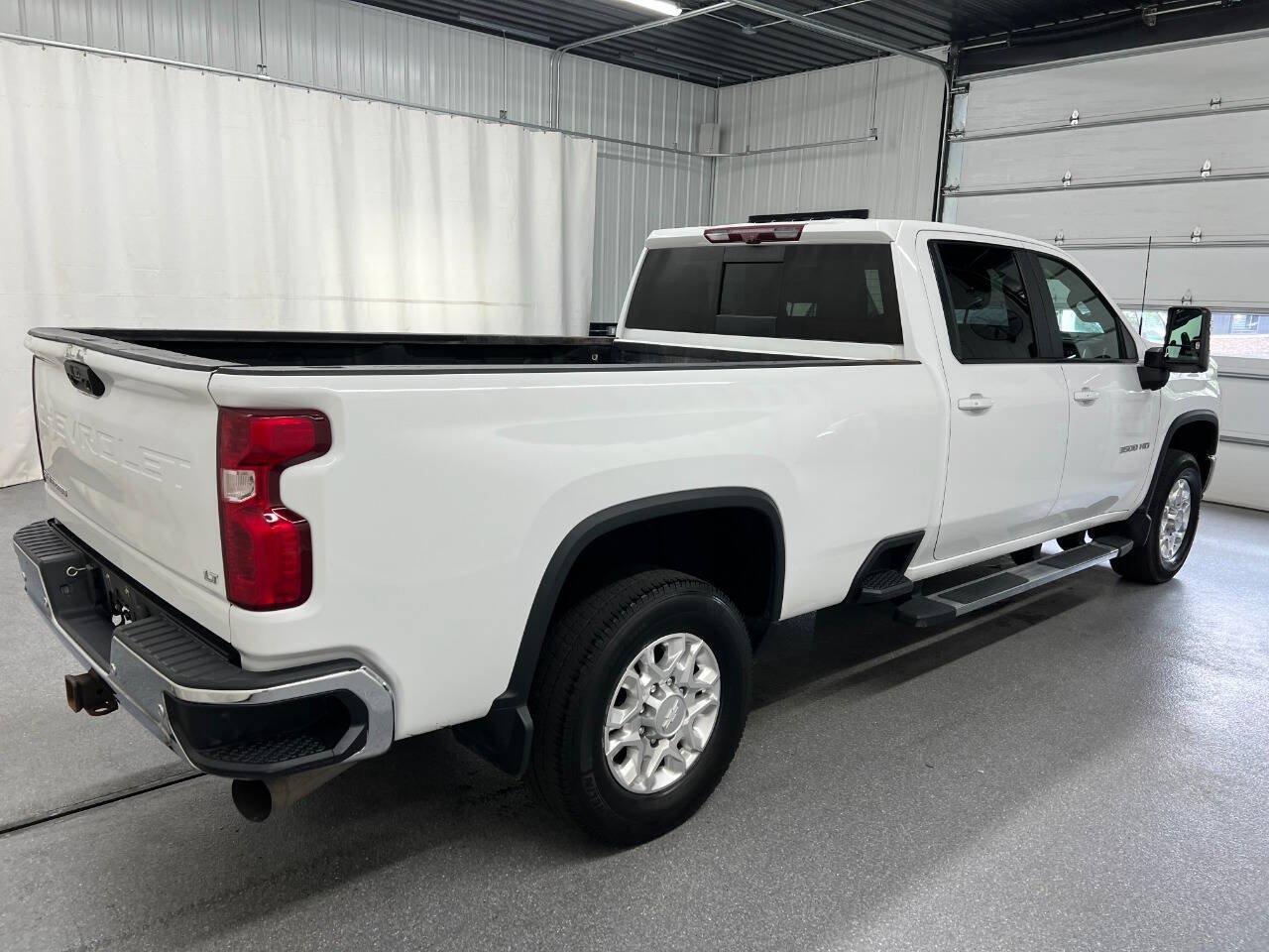 Used 2020 Chevrolet Silverado 3500 LT w/ All Star Edition AWD/4WD image 4