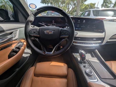 Used 2026 Cadillac CT5 V w/ Platinum Package AWD/4WD image 16