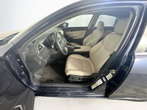 Used 2019 Honda Insight Touring image 13