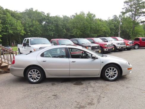 Used 2004 Chrysler 300M FWD image 6