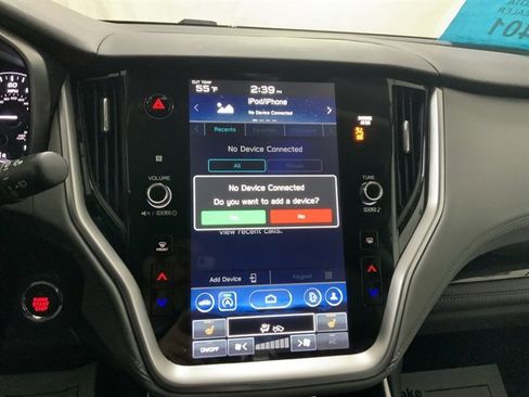 Used 2023 Subaru Outback Limited image 32