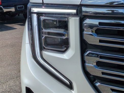 Used 2024 GMC Sierra 1500 Denali w/ Denali Reserve Package image 10