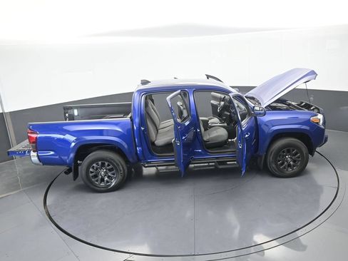 Used 2022 Toyota Tacoma SR5 RWD image 55