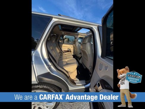 Used 2015 Land Rover Range Rover Supercharged AWD/4WD image 34