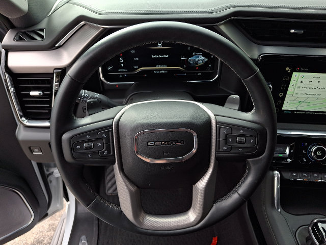 Used 2023 GMC Sierra 1500 Denali AWD/4WD image 19