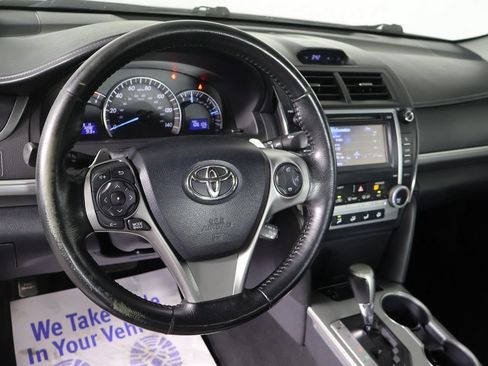 Used 2013 Toyota Camry SE w/ Leather Pkg FWD image 23