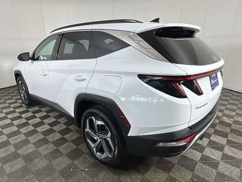 Certified 2024 Hyundai Tucson Limited AWD/4WD image 4