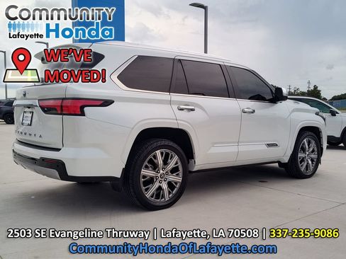 Used 2024 Toyota Sequoia Capstone AWD/4WD image 11