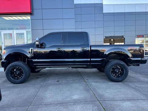 Used 2017 Ford F350 Platinum w/ Platinum Ultimate Package image 7