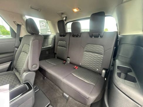 Used 2023 Nissan Pathfinder SV w/ SV Premium Package AWD/4WD image 21
