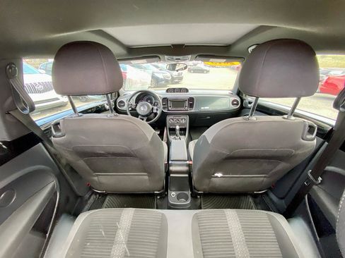 Used 2013 Volkswagen Beetle 2.0T image 12