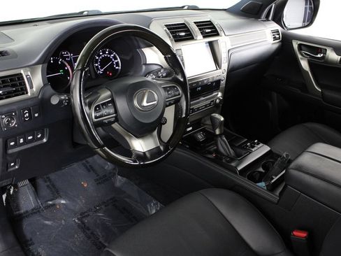 Used 2021 Lexus GX 460 Premium w/ Premium Package AWD/4WD image 18