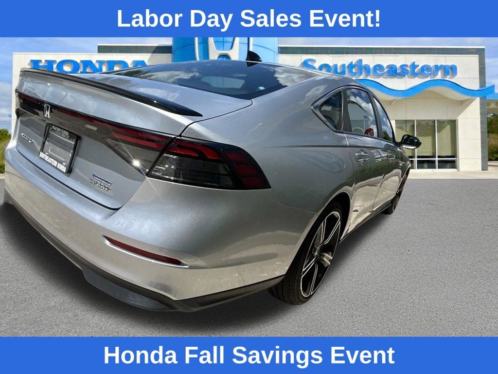 Used 2024 Honda Accord Sport image 9
