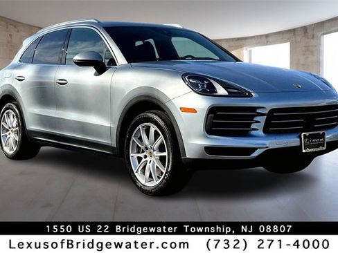 Used 2022 Porsche Cayenne image 1