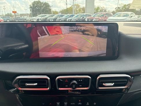 New 2026 Nissan Sentra SR w/ Floor Mat Package FWD image 14