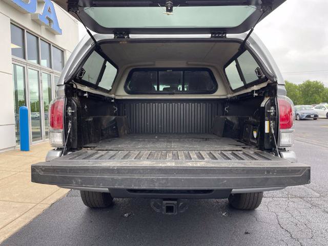 Used 2023 Toyota Tacoma TRD Sport w/ TRD Premium Sport Package AWD/4WD image 14