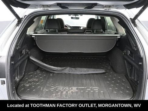 Used 2020 Subaru Outback Onyx Edition XT AWD/4WD image 6