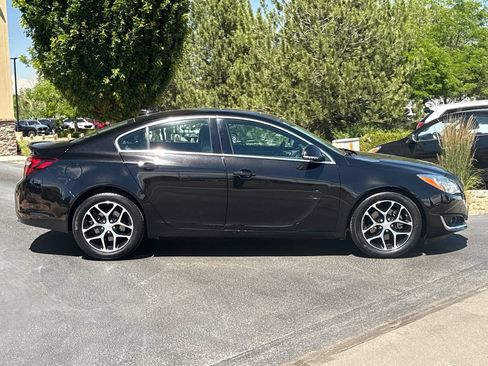 Used 2017 Buick Regal Sport Touring FWD image 80