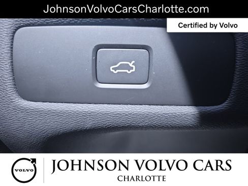 Used 2025 Volvo XC60 B5 Core AWD/4WD image 27
