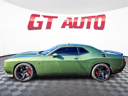Used 2022 Dodge Challenger SRT Hellcat Redeye image 4