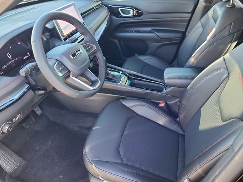 New 2026 Jeep Compass Trailhawk w/ Sun, Sound & Navigation Group image 23