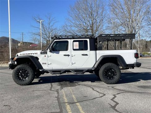 Used 2022 Jeep Gladiator Mojave w/ Trailer Tow Package image 2
