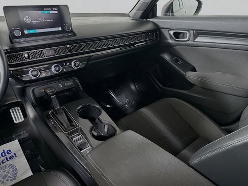 Used 2023 Honda Civic Sport image 22