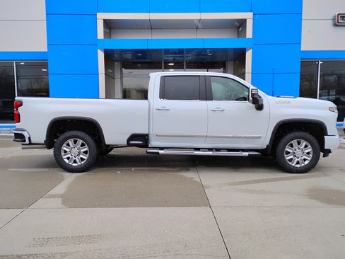 New 2026 Chevrolet Silverado 2500 High Country w/ Technology Package image 31