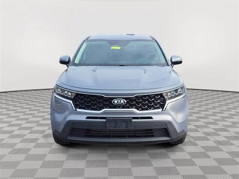 Used 2021 Kia Sorento LX image 8