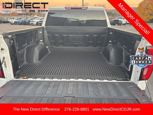 Used 2024 GMC Sierra 1500 SLT image 17
