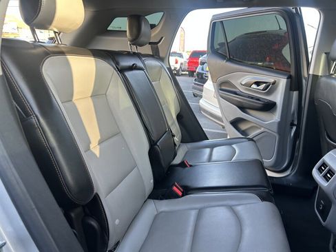 Used 2019 GMC Terrain SLT image 16