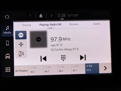 Used 2025 RAM ProMaster 2500 w/ Convenience Group image 30