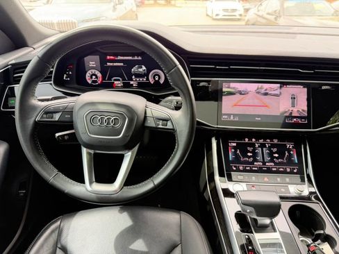 Used 2019 Audi Q8 Premium Plus w/ Premium Plus AWD/4WD image 21