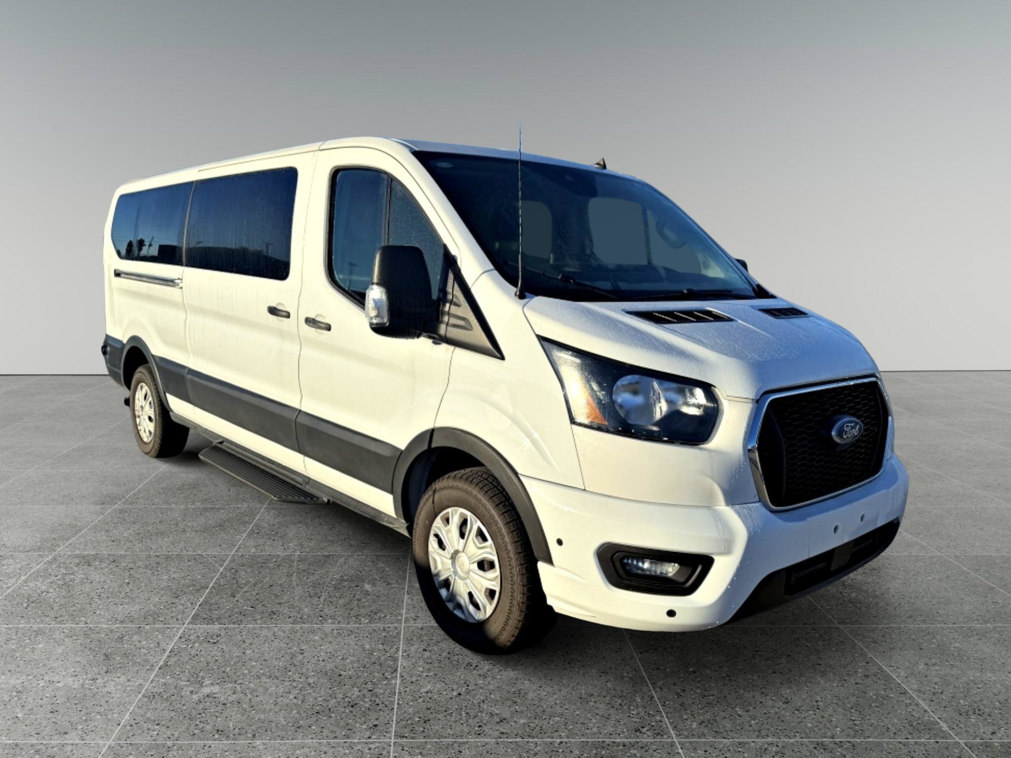 Used 2024 Ford Transit 350 XLT RWD image 8