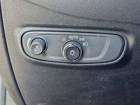 Used 2022 Chevrolet Equinox LT image 20