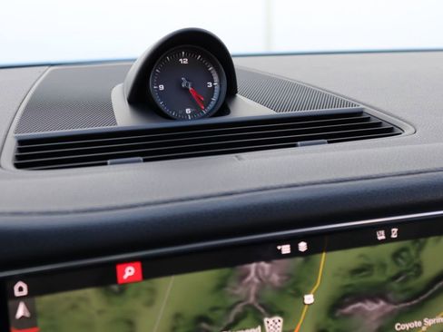 Used 2019 Porsche Panamera 4 image 49