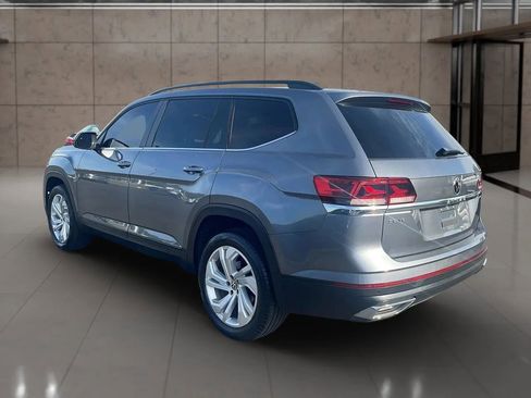 Used 2021 Volkswagen Atlas SE w/ Panoramic Sunroof Package image 4