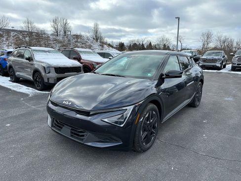 New 2025 Kia EV6 Light image 1