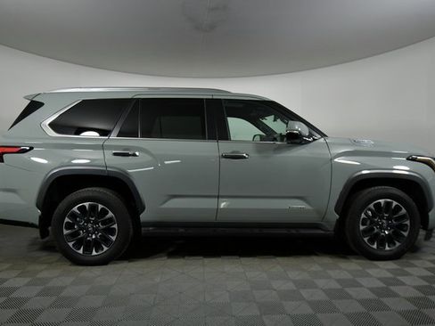 Used 2025 Toyota Sequoia Limited image 15