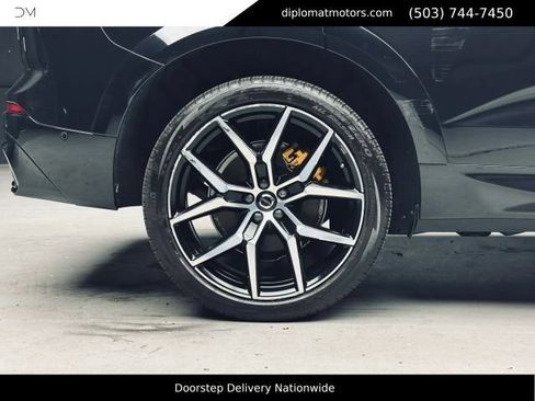 Used 2024 Volvo XC60 T8 Polestar AWD/4WD image 42