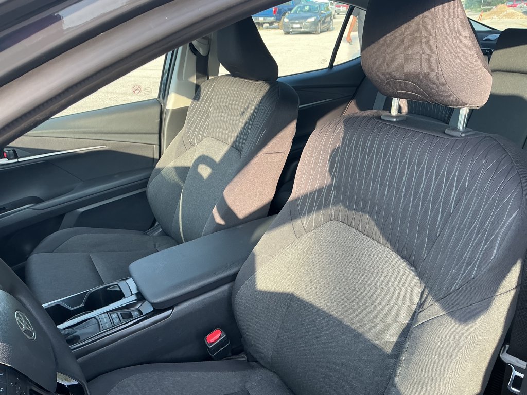 Used 2026 Toyota Camry LE FWD image 22
