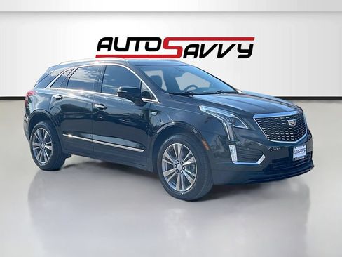 Used 2024 Cadillac XT5 Premium Luxury w/ Technology Package FWD image 1