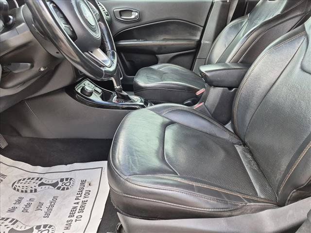Used 2019 Jeep Compass Limited AWD/4WD image 15