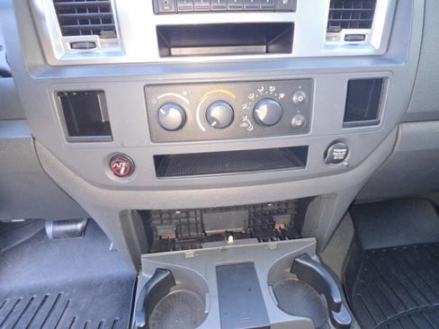 Used 2007 Dodge Ram 1500 Truck SLT w/ Quad Cab Big Horn Value Group image 15