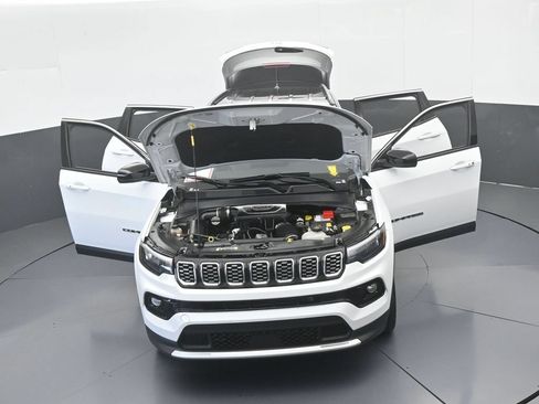 Used 2025 Jeep Compass Limited AWD/4WD image 67