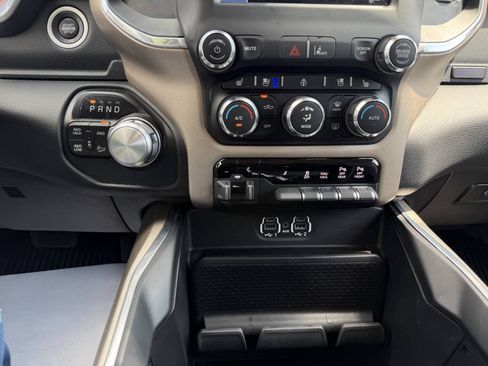 Used 2022 RAM 2500 Laramie AWD/4WD image 23