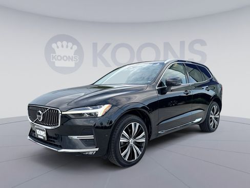 Used 2023 Volvo XC60 B5 Plus w/ Climate Package AWD/4WD image 1