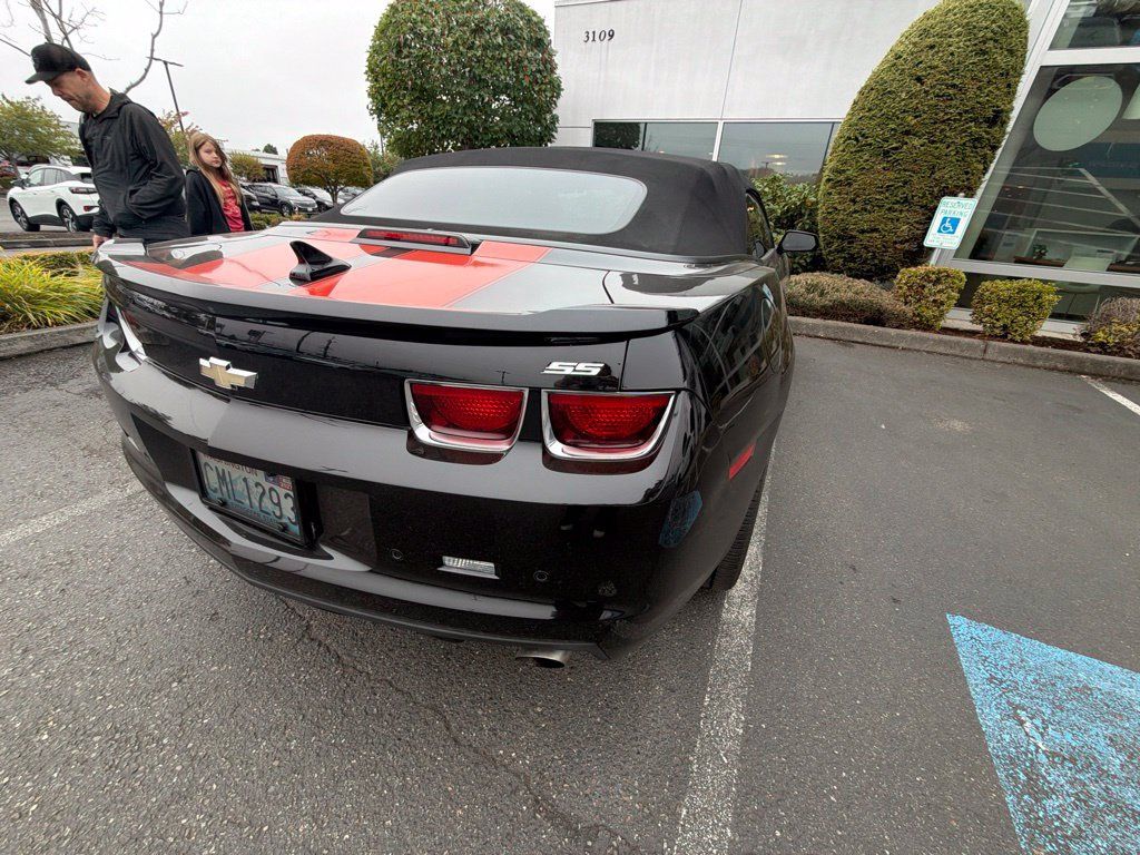 Used 2012 Chevrolet Camaro SS w/ Orange Stripe Package RWD image 2